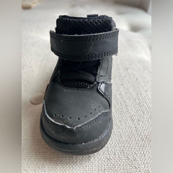 Black 5C Jordans (baby) - Picture 2 of 3